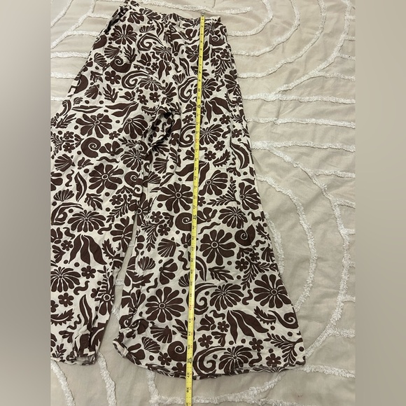 Floral Print Wide-Leg Jumpsuit. 2 Piece - Picture 7 of 10